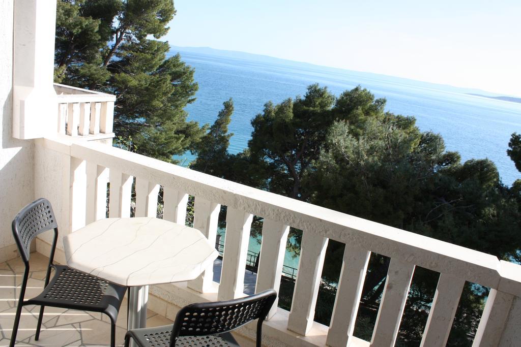 Villa Amari Брела Стая снимка